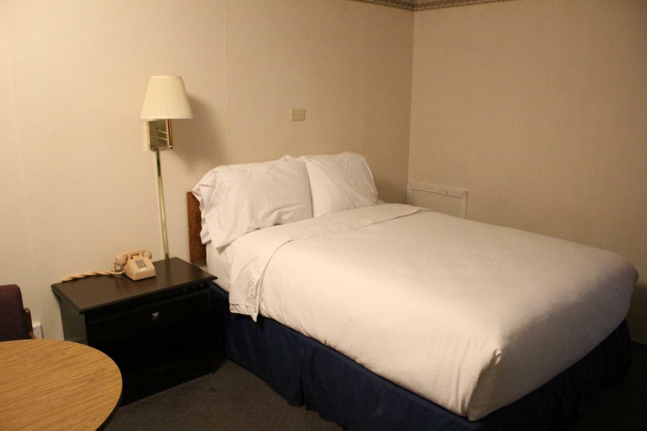 Red Carpet Inn นอร์ธอีสต์ ภายนอก รูปภาพ